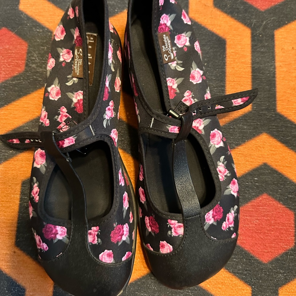 Hot chocolate shoes